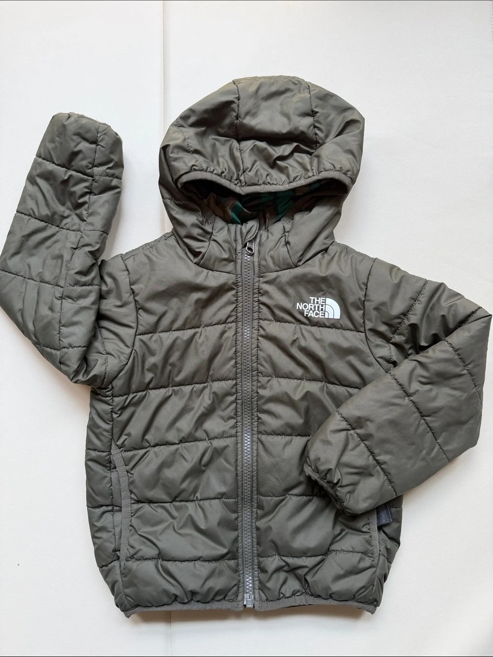 The North Face Boys Reversible Mossbud Swirl Insulated Hooded Jacket Camo Olive